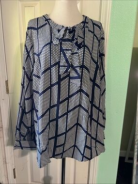 BloomChic Navy & White Geometric Tie-Neck Skirt